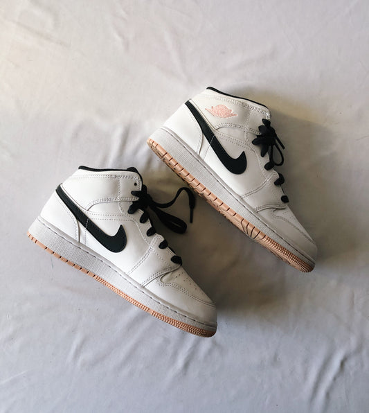 Nike Air Jordan 1 Mid GS Arctic Orange White Sneakers, Sz. 6.5 Youth