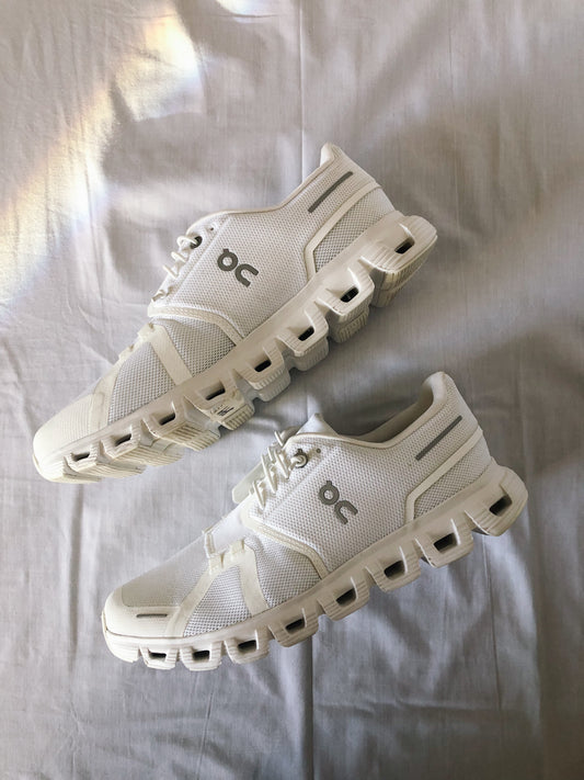 Men's On Cloud White Sneakers, Sz. 9