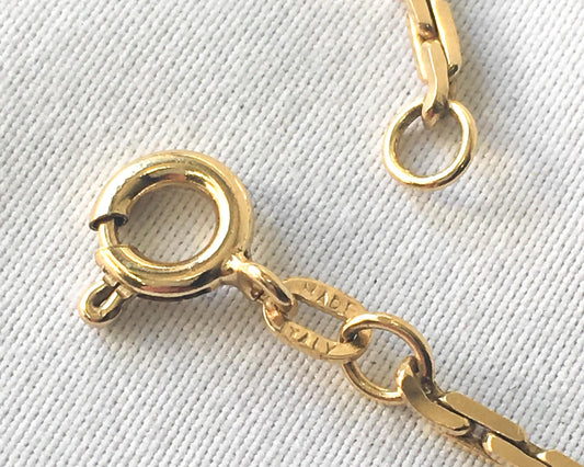 Vintage 14K Italy Yellow Gold Square Cobra Chain Link Necklace, 23", Approx. 2mm, Simple Elegant Everyday Minimalist Layering Chain