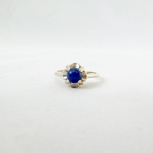 Vintage 10K White Gold Blue Star Sapphire Flower Ring, Sz. 5, Dainty Everyday Simple Ring