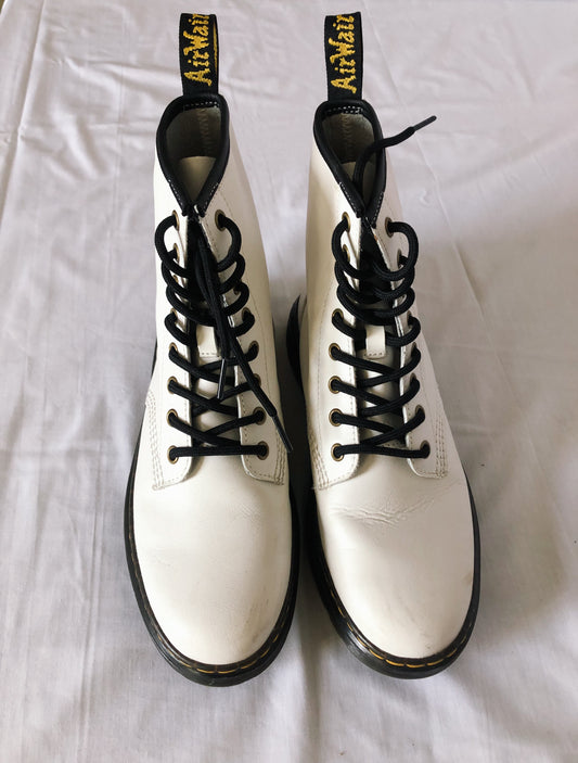Dr. Martens Zavala White Leather Combat Boots, Men's sz 7 / Women's sz 8