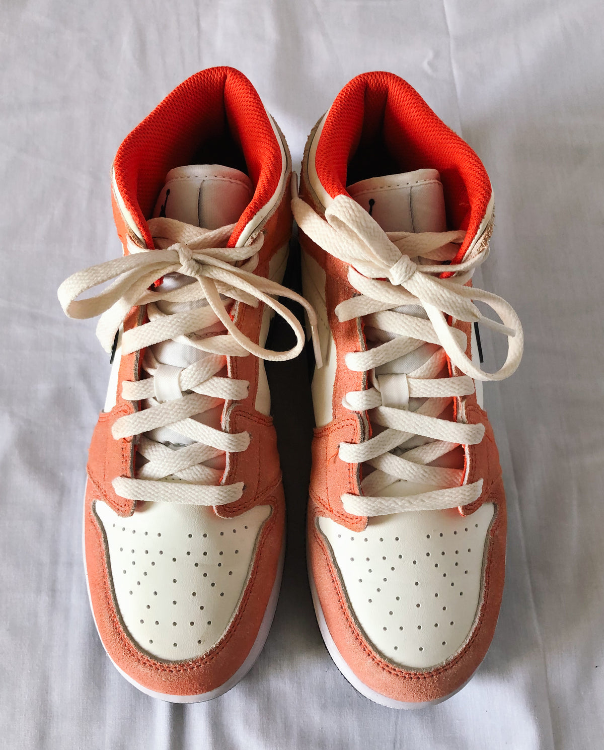 Nike Air Jordan 1 Mid SE GS Orange Suede, Youth 6.5