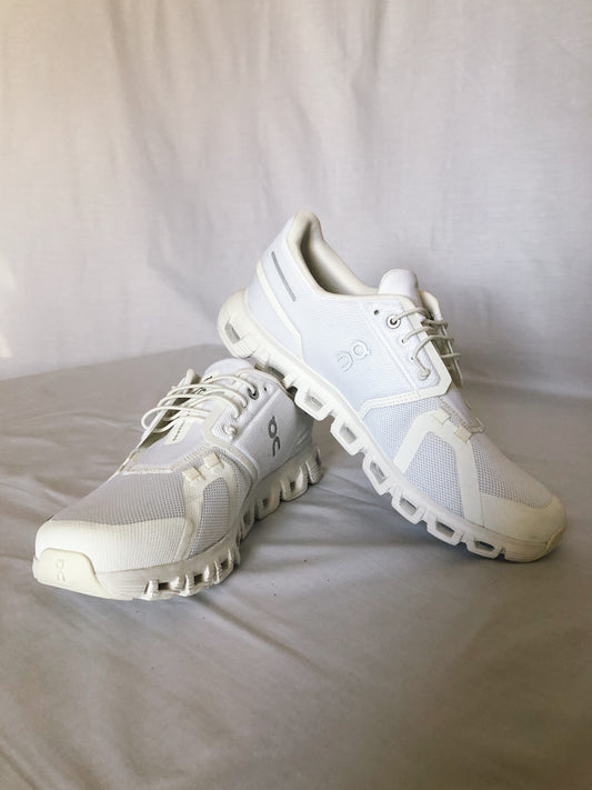 Men's On Cloud White Sneakers, Sz. 9