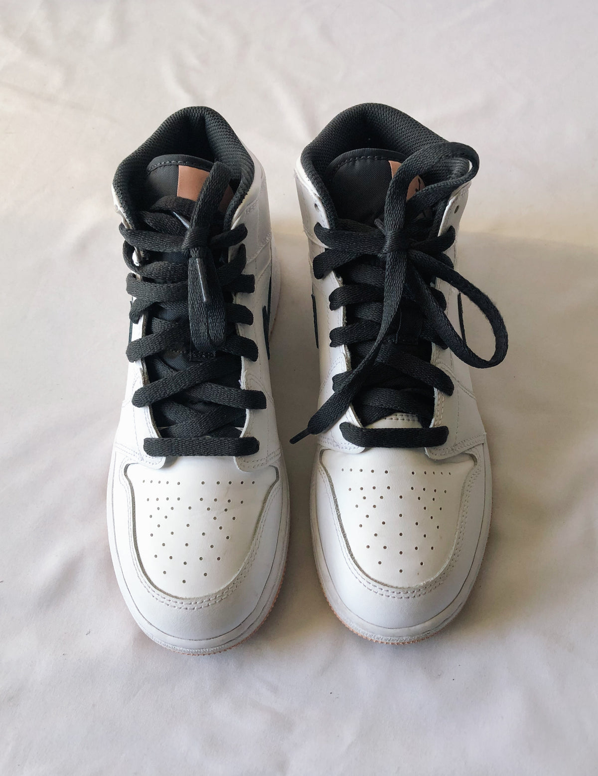 Nike Air Jordan 1 Mid GS Arctic Orange White Sneakers, Sz. 6.5 Youth