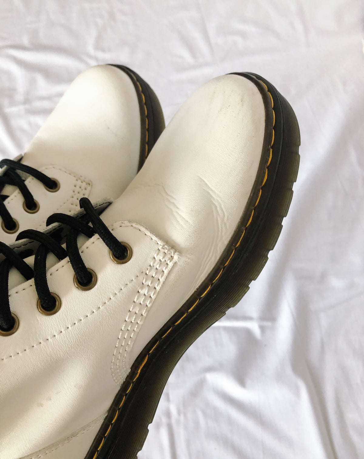 Dr. Martens Zavala White Leather Combat Boots, Men's sz 7 / Women's sz 8