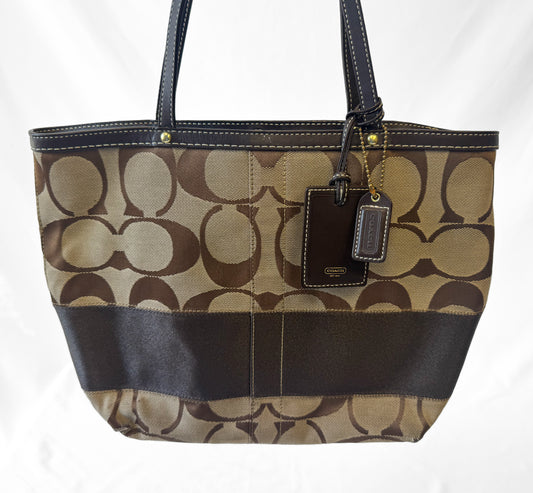 Y2K Coach Canvas Signature Stripe Beige Shoulder Tote Bag, Style #10124