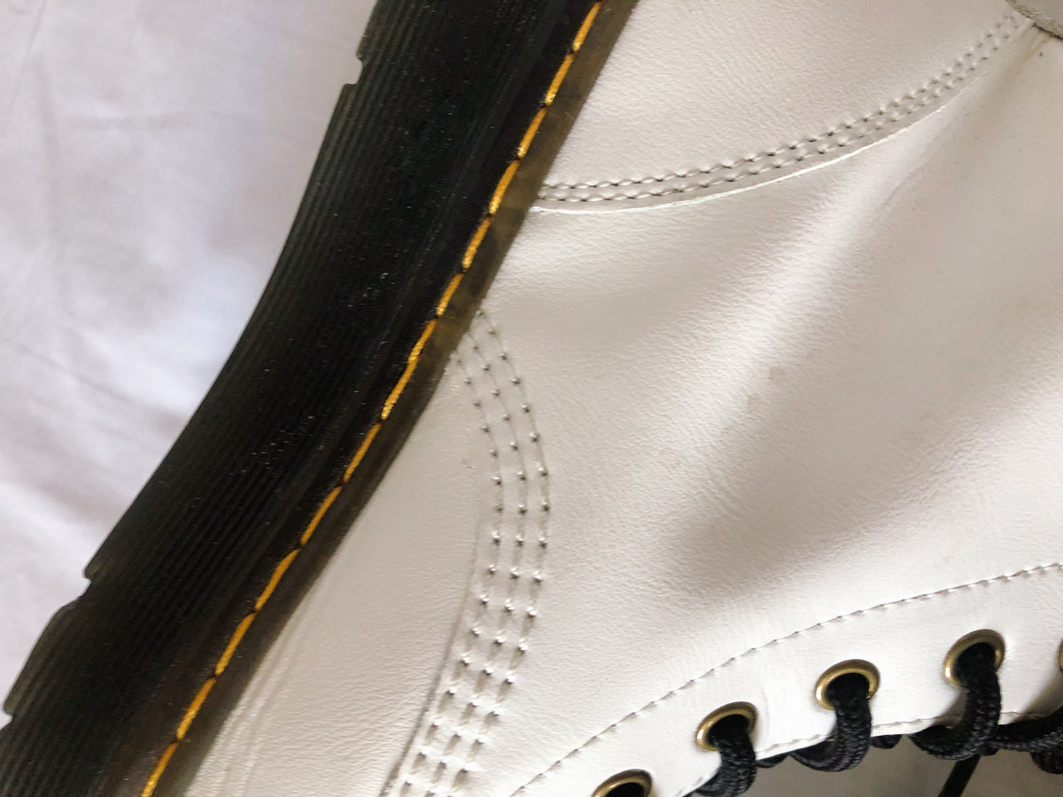 Dr. Martens Zavala White Leather Combat Boots, Men's sz 7 / Women's sz 8