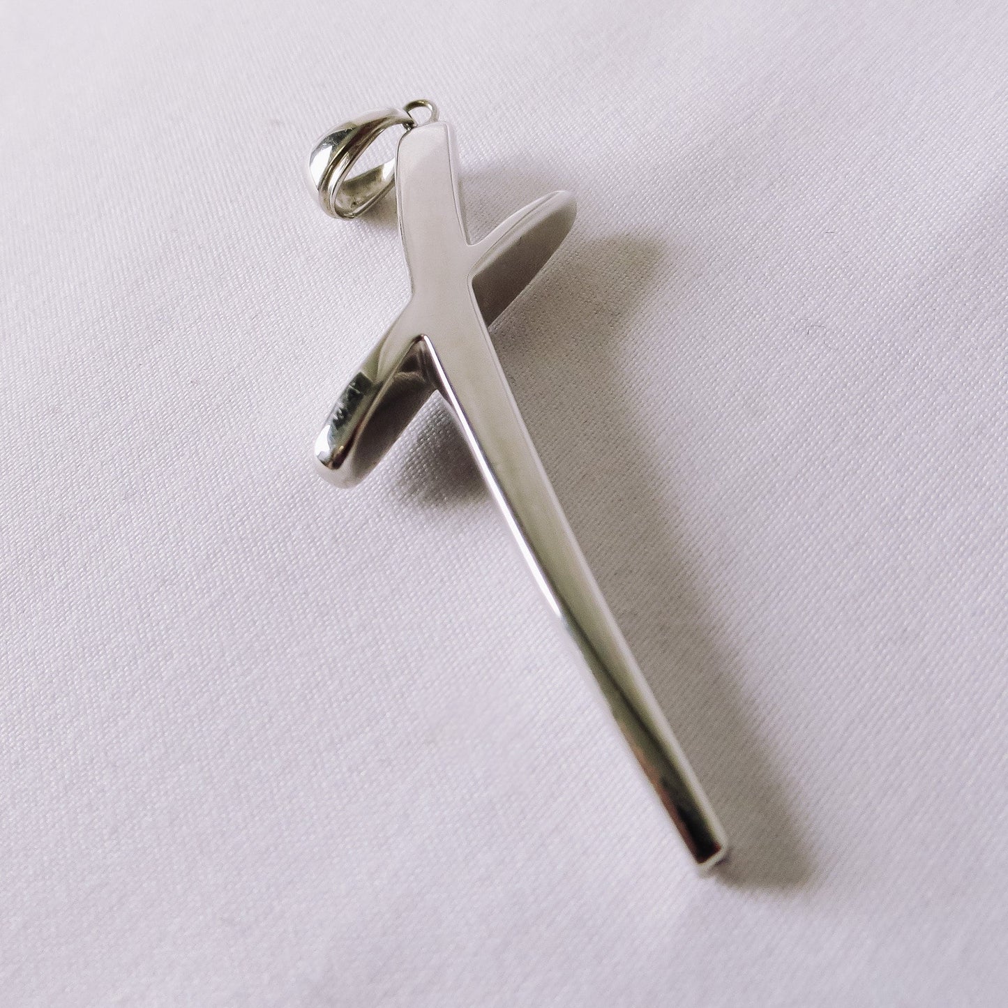 Vintage 18k Gold Made in Italy Hollow Abstract Cross, Gold Cross Pendant