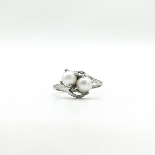 Vintage 10K White Gold Twin Pearl Ring, Size 7