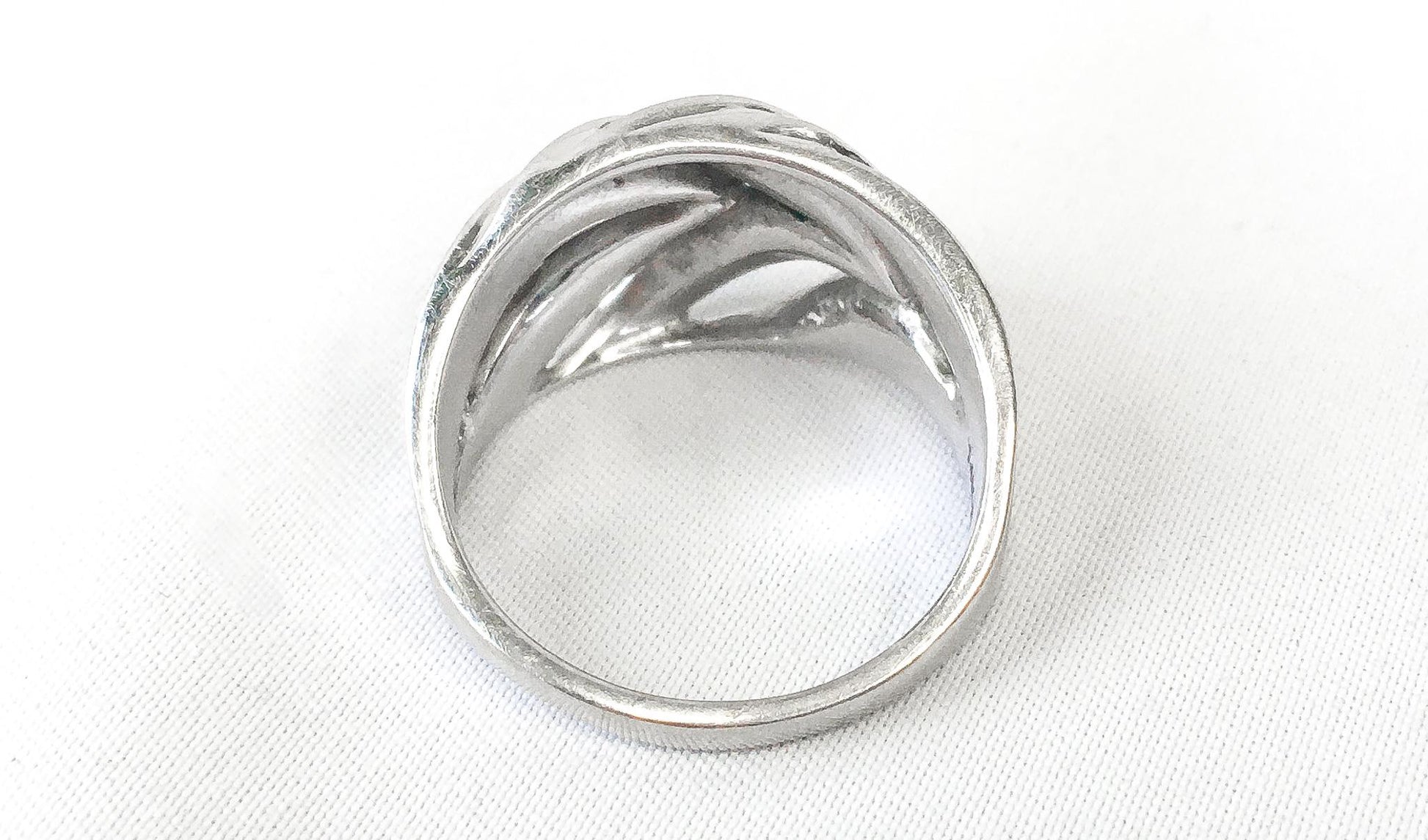Lab Created Blue, Green, and Yellow Diamond Feather 14k White Gold Ring, Size 9.25