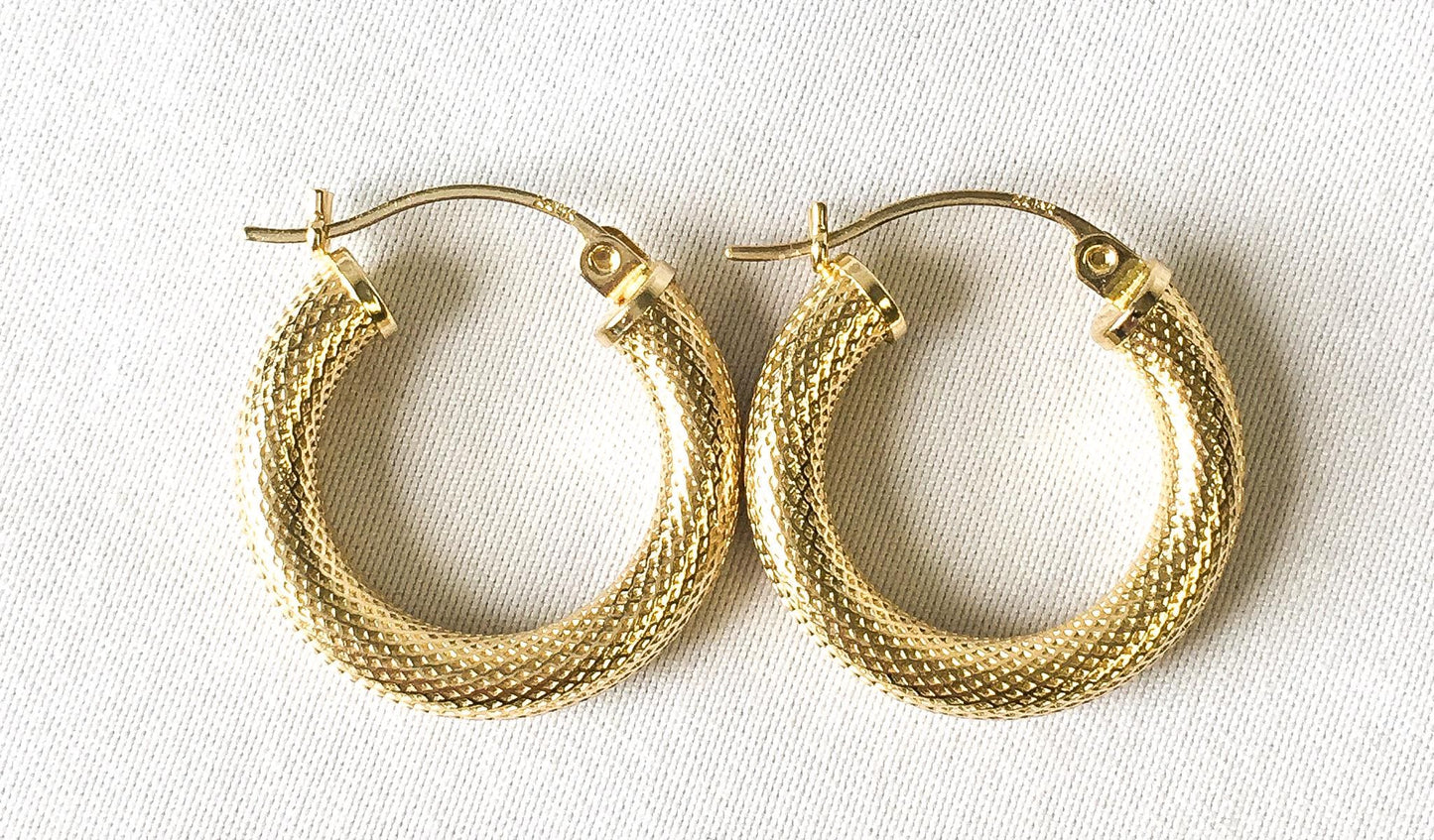 14K Yellow Gold Textured Hoop Earrings, .75", 4mm, 2 Grams Total, Lightweight Simple Everyday Dainty Hoop Earrings