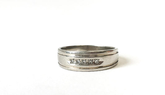 Vintage 14K White Gold Diamond Accent Band Ring, Sz. 9, Vintage Unisex Simple Diamond Stackable Engagement Ring
