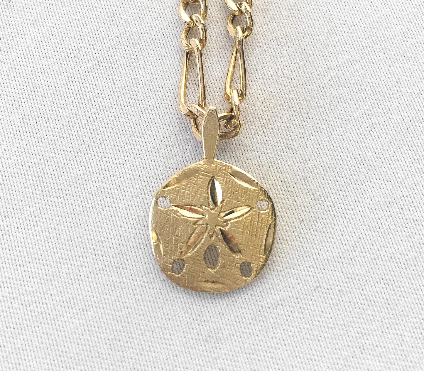 Vintage 14K Sand Dollar Pendant Necklace on 14K Italy Figaro Chain, 18", Beachy Boho Coastal Nautical Jewelry