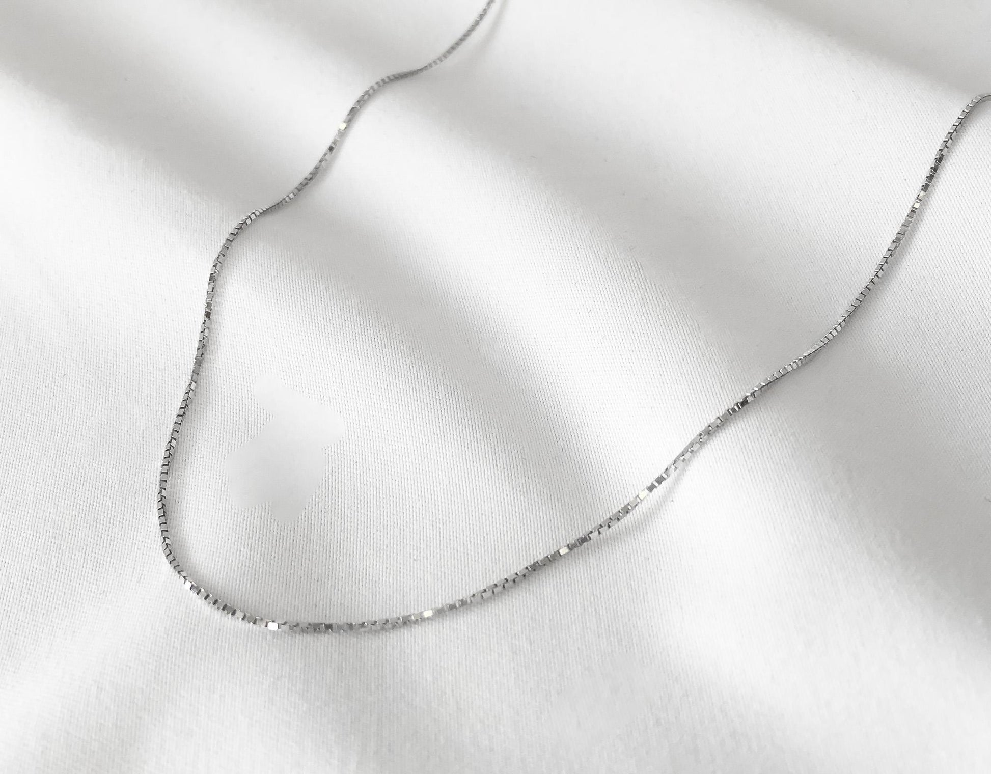 Vintage 14K White Gold Box Chain Necklace, Roughly 20", Roughly 1mm Width, Simple Everyday Unisex Layering Chain