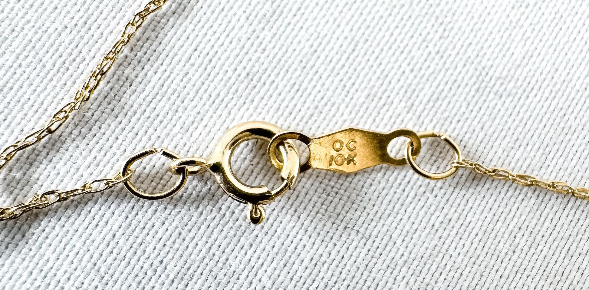 Vintage 10K Yellow Gold Diamond Heart Pendant 20" Necklace, Elegant Simple Dainty Heart Necklace