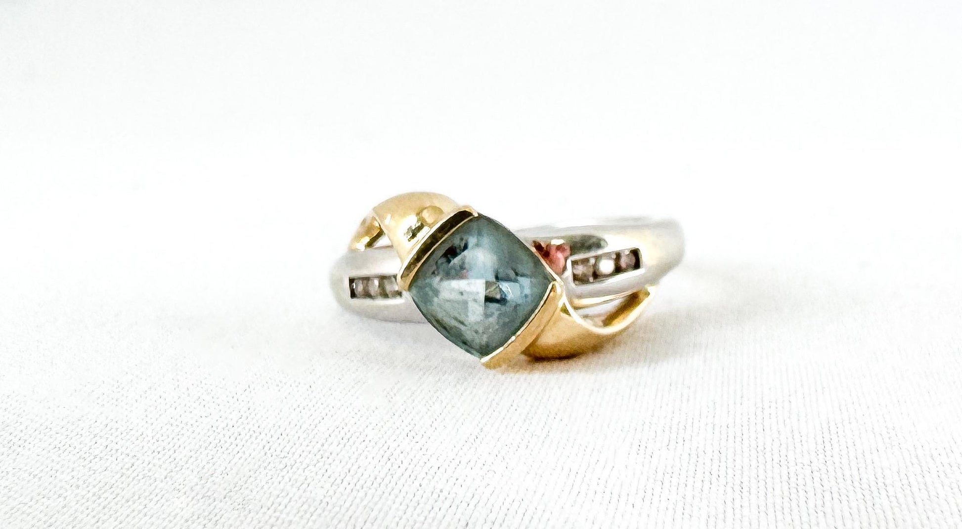 Vintage 10K Yellow and White Gold Aquamarine Diamond Ring, Sz. 6.5