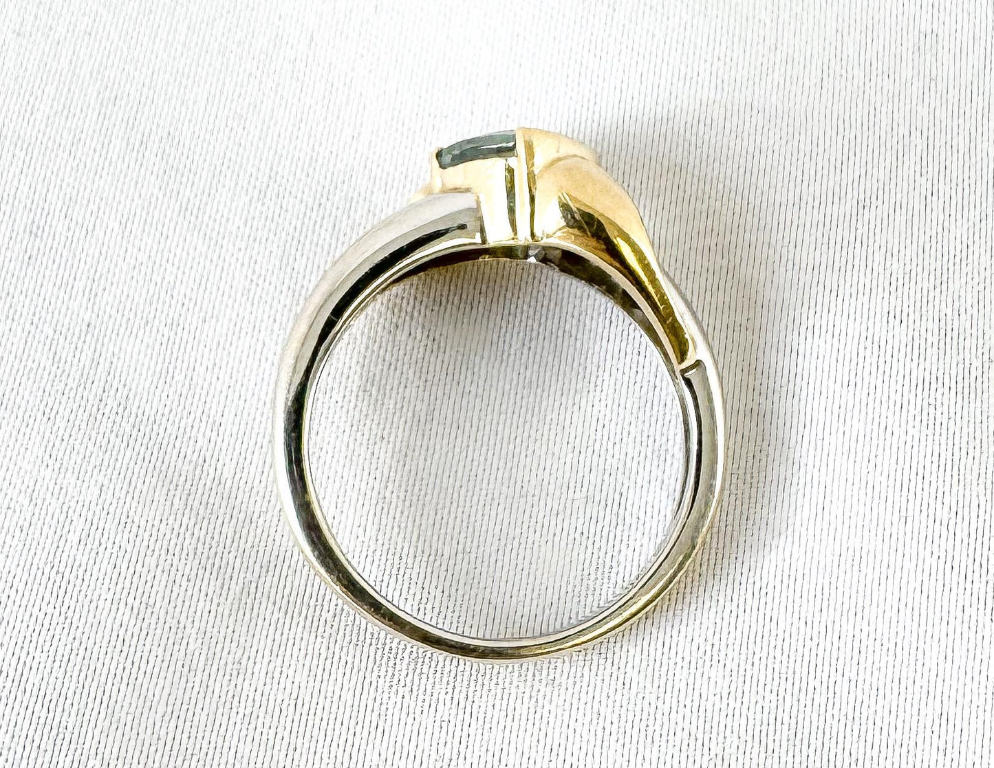 Vintage 10K Yellow and White Gold Aquamarine Diamond Ring, Sz. 6.5