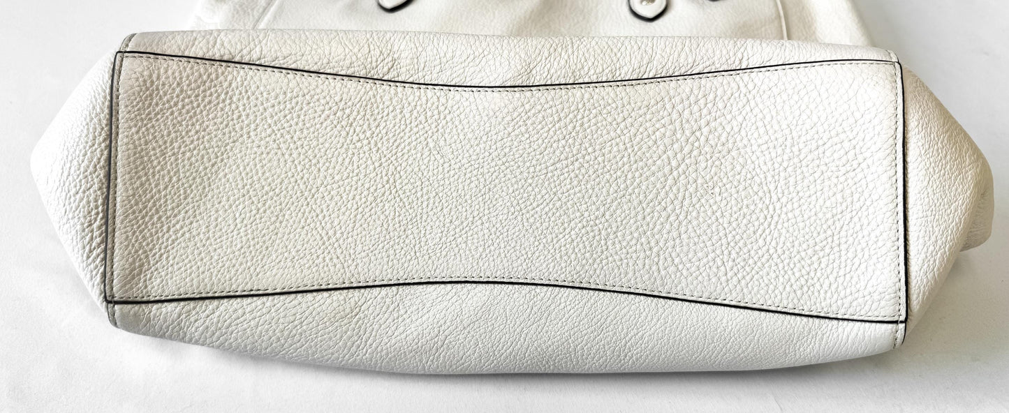Modern Coach Town Tote Chalk White/Cream Turn Lock Pebbled Leather Shoulder Toten Bag, Style 12184