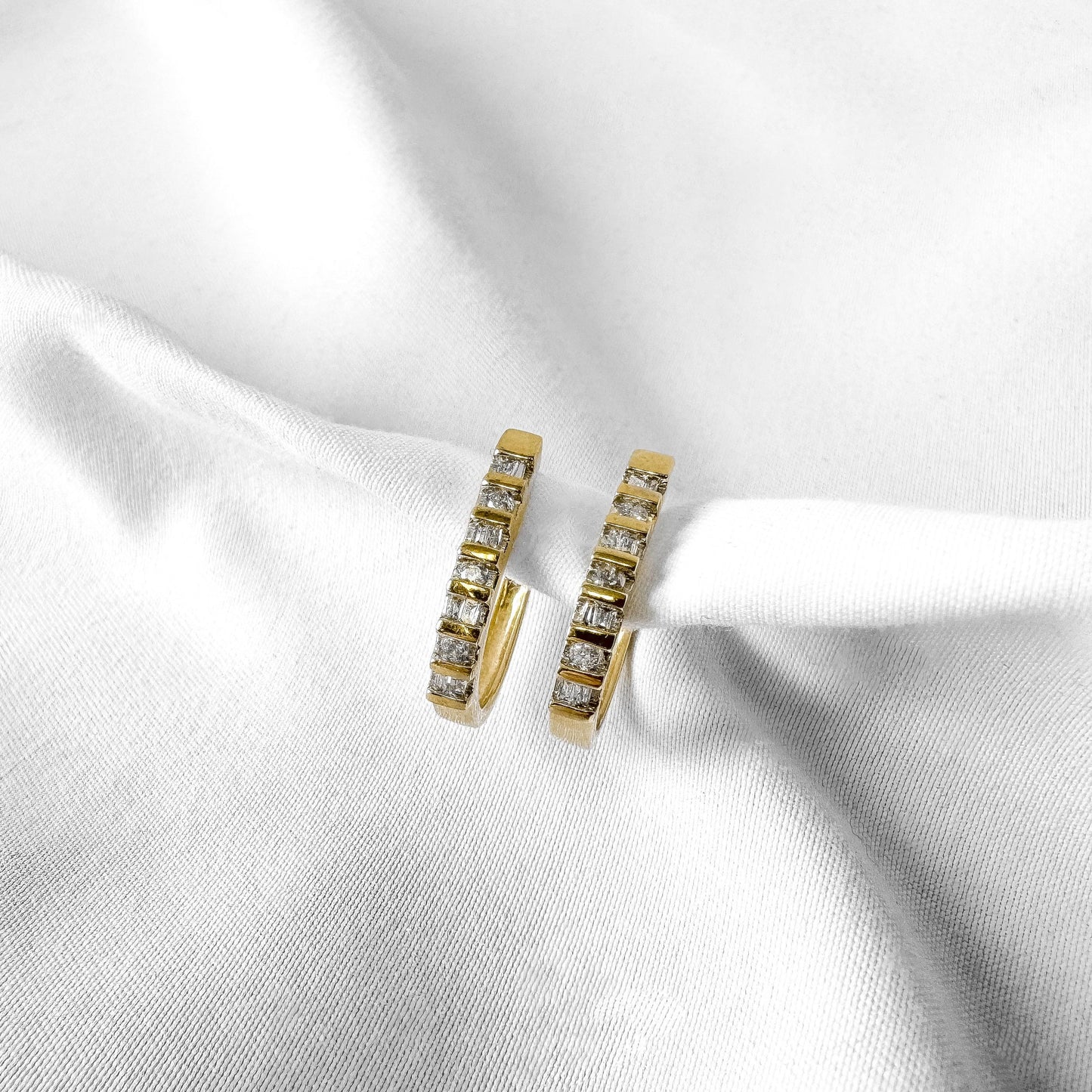 Vintage 10K Yellow Gold Diamond Hoop Earrings, Simple Elegant Minimalist Everyday Hoop Earrings