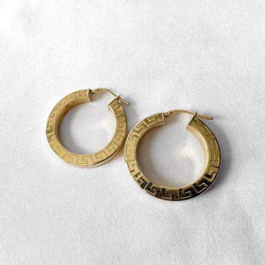 Vintage 14K Yellow Gold Milor Italy Grecian Key Etched Hollow Hoop Earrings, Roughly 4mm Width, Elegant Retro Minimalist Hoops