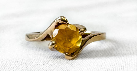 Vintage 10K Yellow Gold Yellow Sapphire Solitaire Ring, Sz. 5.75