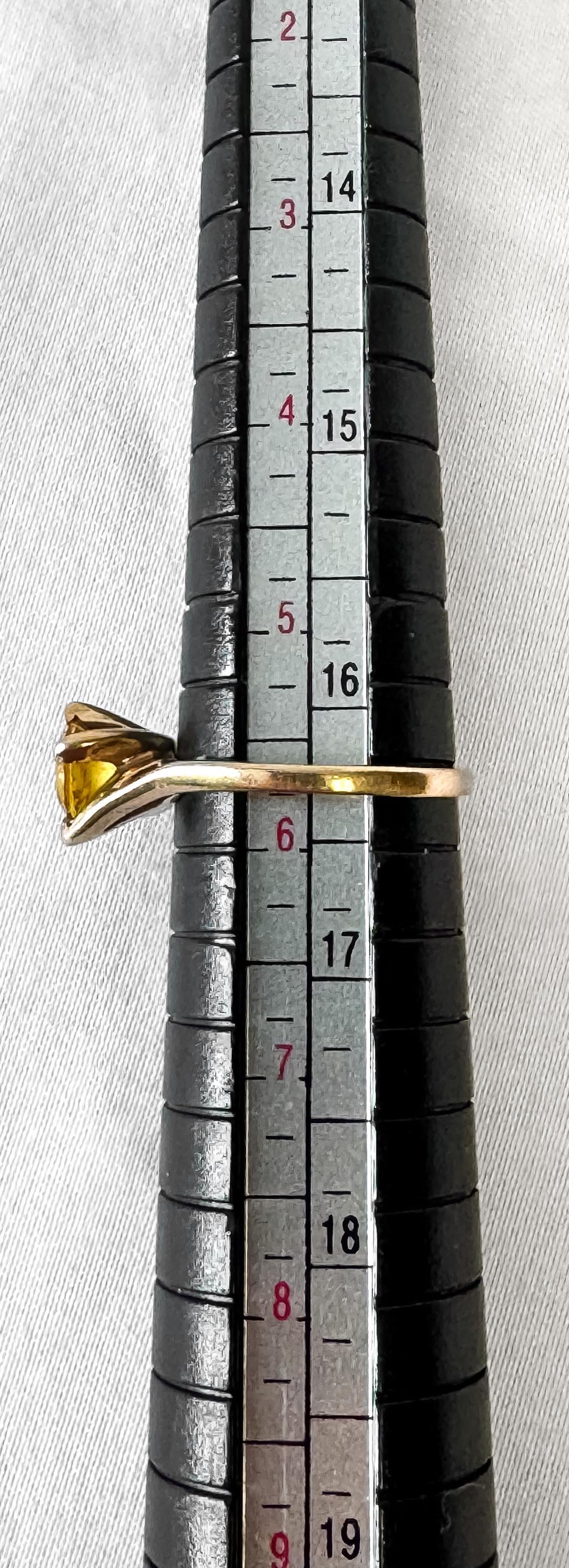 Vintage 10K Yellow Gold Yellow Sapphire Solitaire Ring, Sz. 5.75