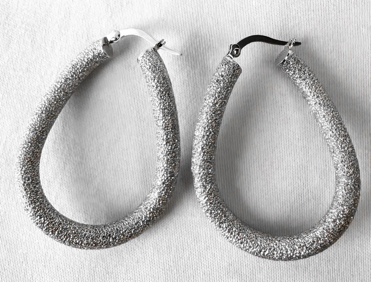 14K Italy White Gold Twisted Stardust Textured Oblong Tube 1.5 Inch Hoop Earrings, Unique Statement Minimalist Hoops