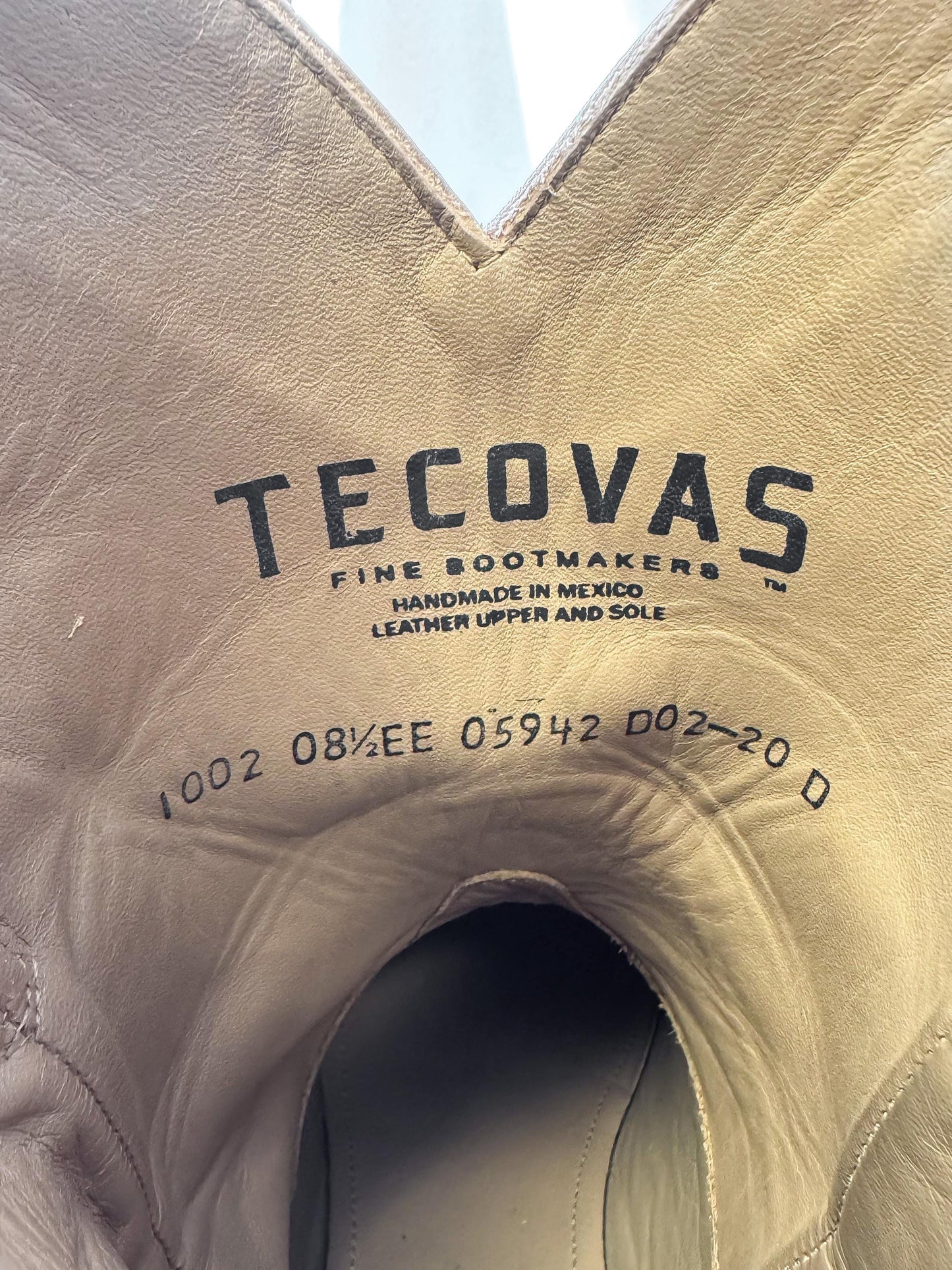 Tecovas The Earl Beige Leather Cowboy Boots, Men's Sz. 8.5EE, Unisex Vintage Style Western Festival Boots