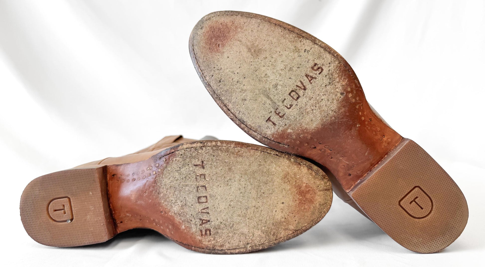 Tecovas The Earl Beige Leather Cowboy Boots, Men's Sz. 8.5EE, Unisex Vintage Style Western Festival Boots