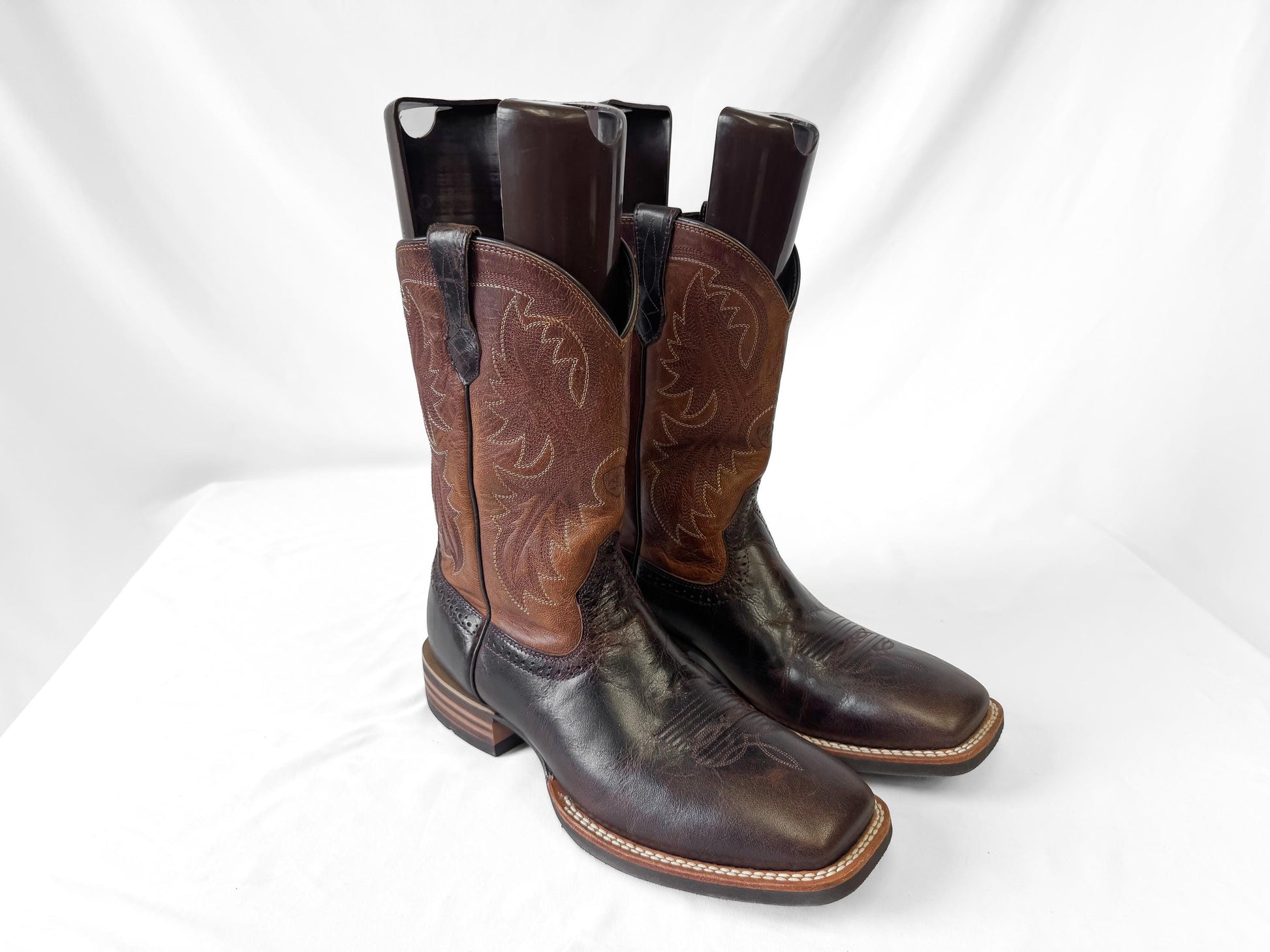 Vintage Style Ariat Quickdraw Two Toned Brown Leather Cowboy Boots, Sz. 11D