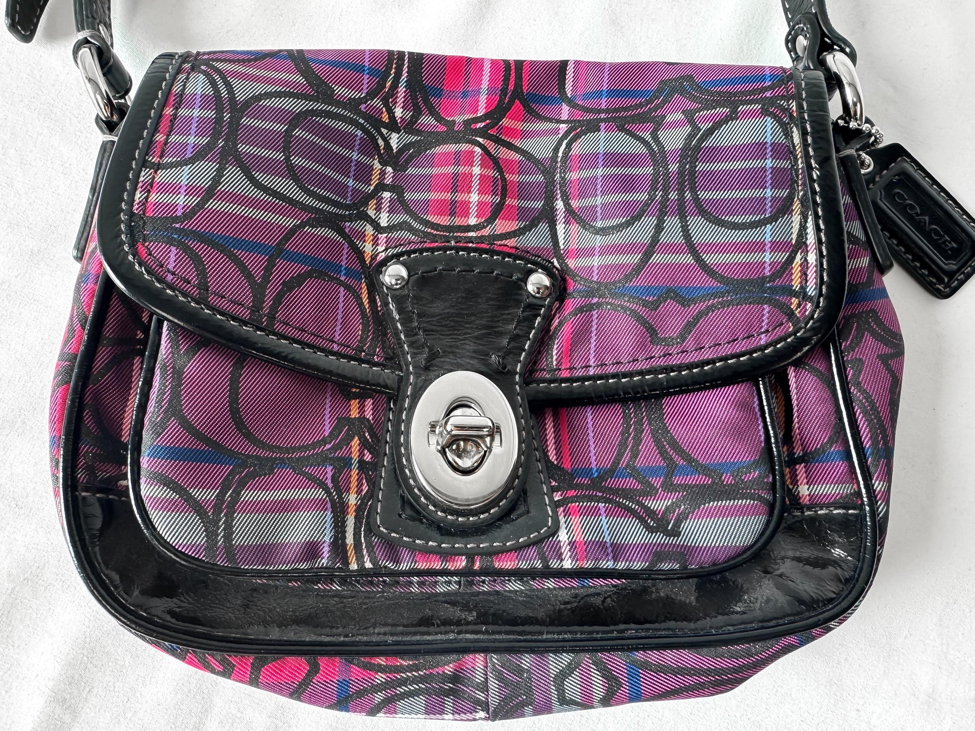 Y2K 00s Coach Tartan Poppy Penny Pink Glitter Monogram Small Turn Lock Shoulder Bag, Style 15477