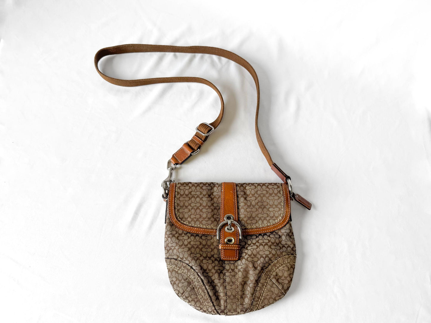Y2K 00s Coach Soho Signature Mini C Beige Khaki Jacquard Crossbody Bag