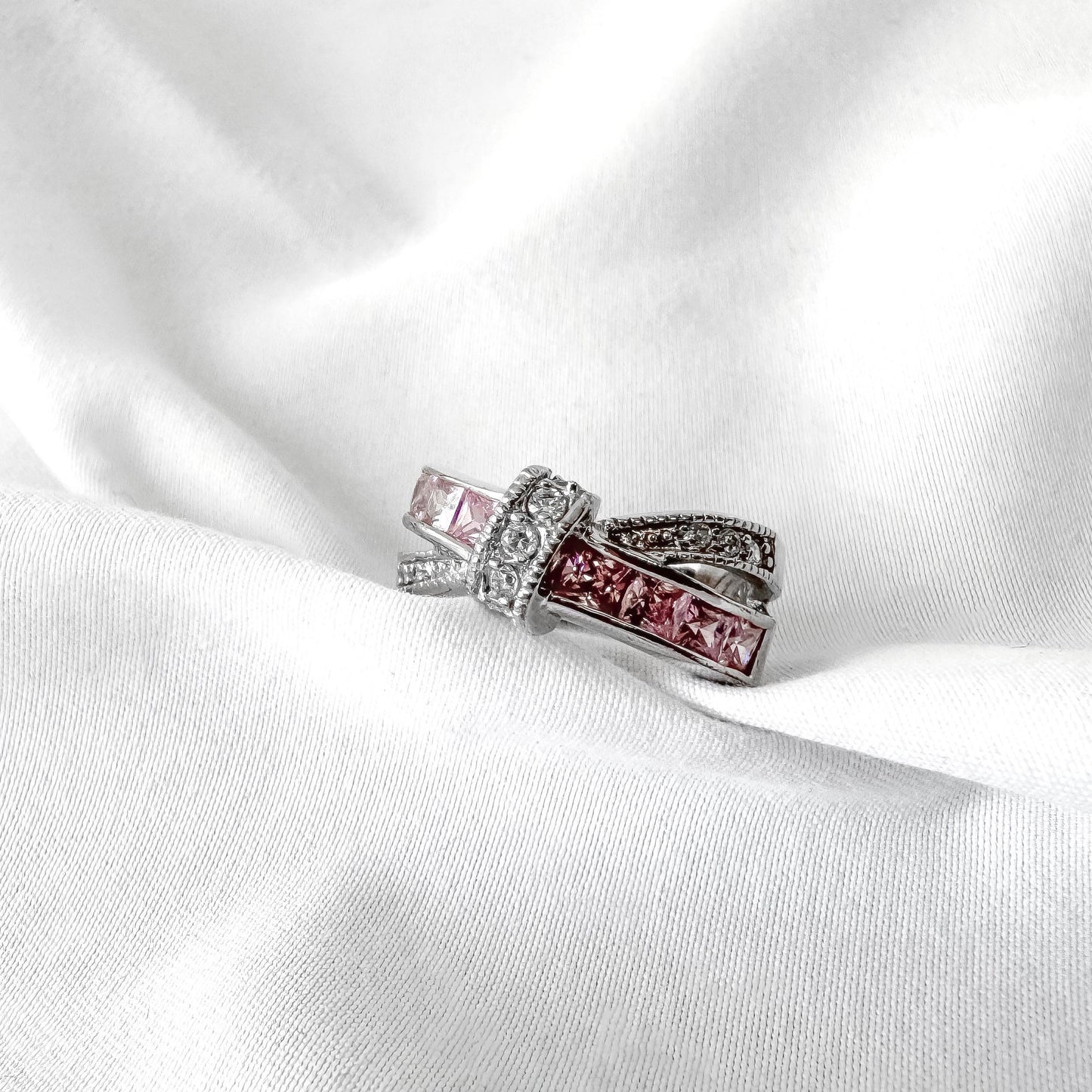 10K White Gold Diamond Pink Tanzanite Criss Cross Ribbon Style Band Ring, Sz. 6