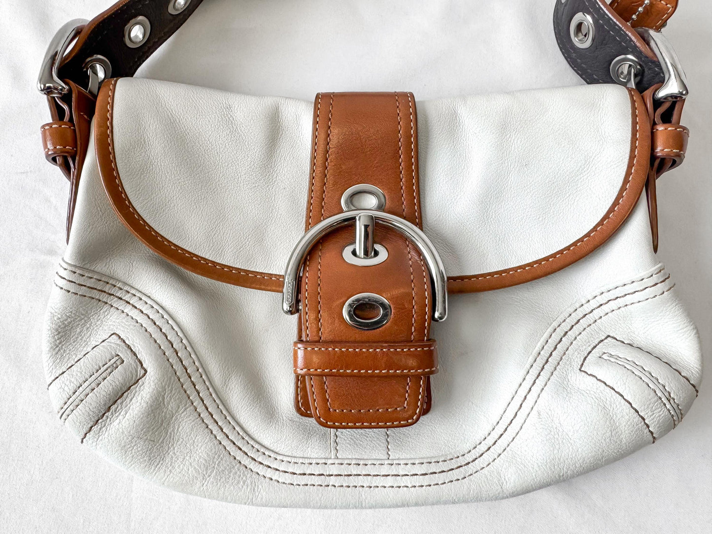Y2K 00s Coach Off-White Cream Brown Soho Leather Shoulder Bag, Style 10188
