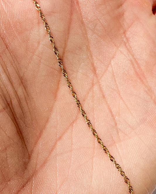 14K Italy Yellow Gold Twisted Link Ultra-Thin 16 Inch Roughly 1mm Chain Necklace, Simple Dainty Minimalist Chain