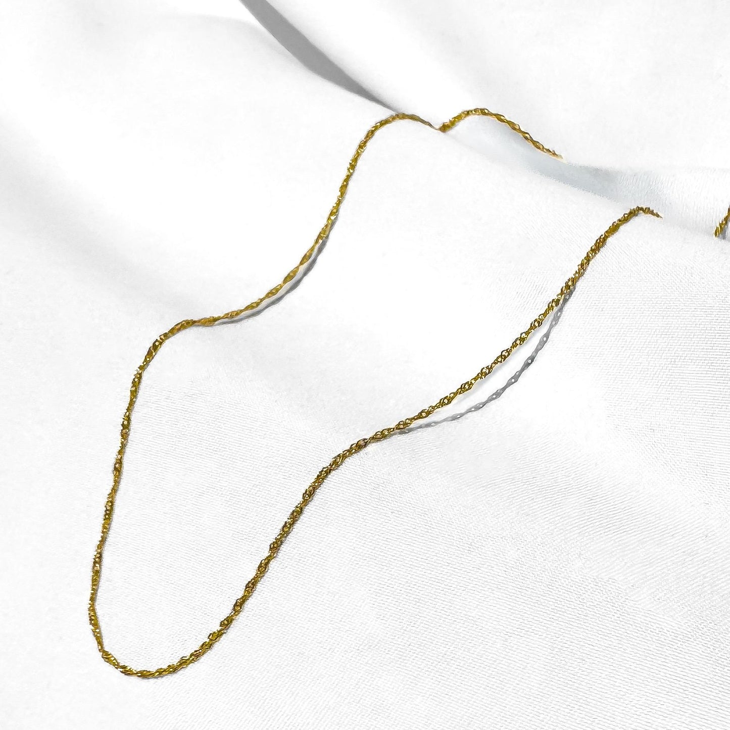 14K Italy Yellow Gold Twisted Link Ultra-Thin 16 Inch Roughly 1mm Chain Necklace, Simple Dainty Minimalist Chain