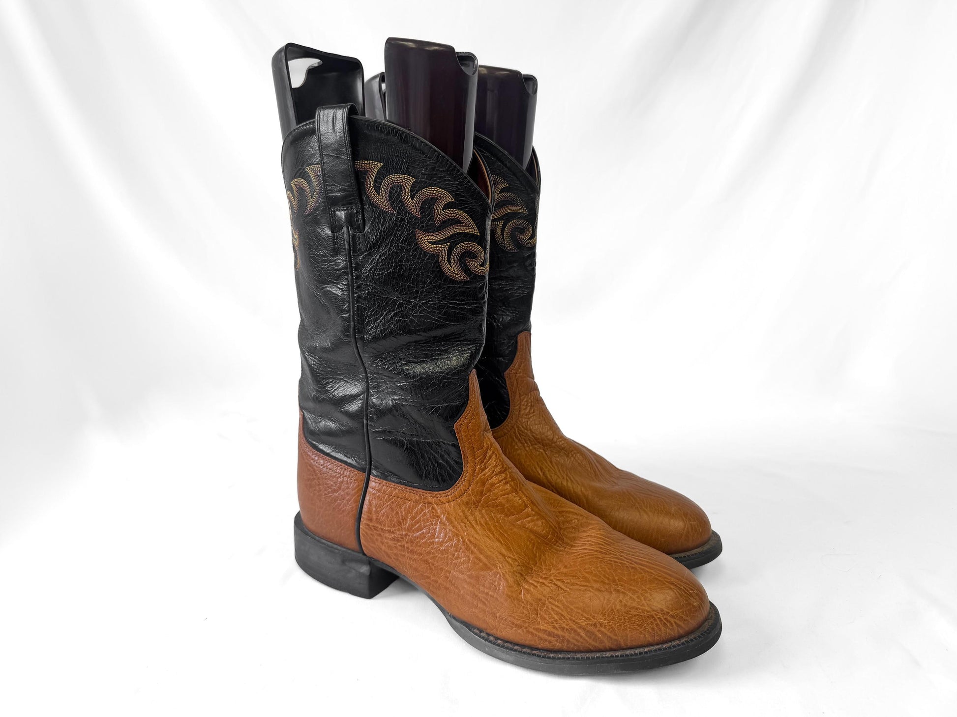 Vintage Style Ariat Black Tan Embroidered Leather Cowboy Boots, Men's Sz. 11.5D