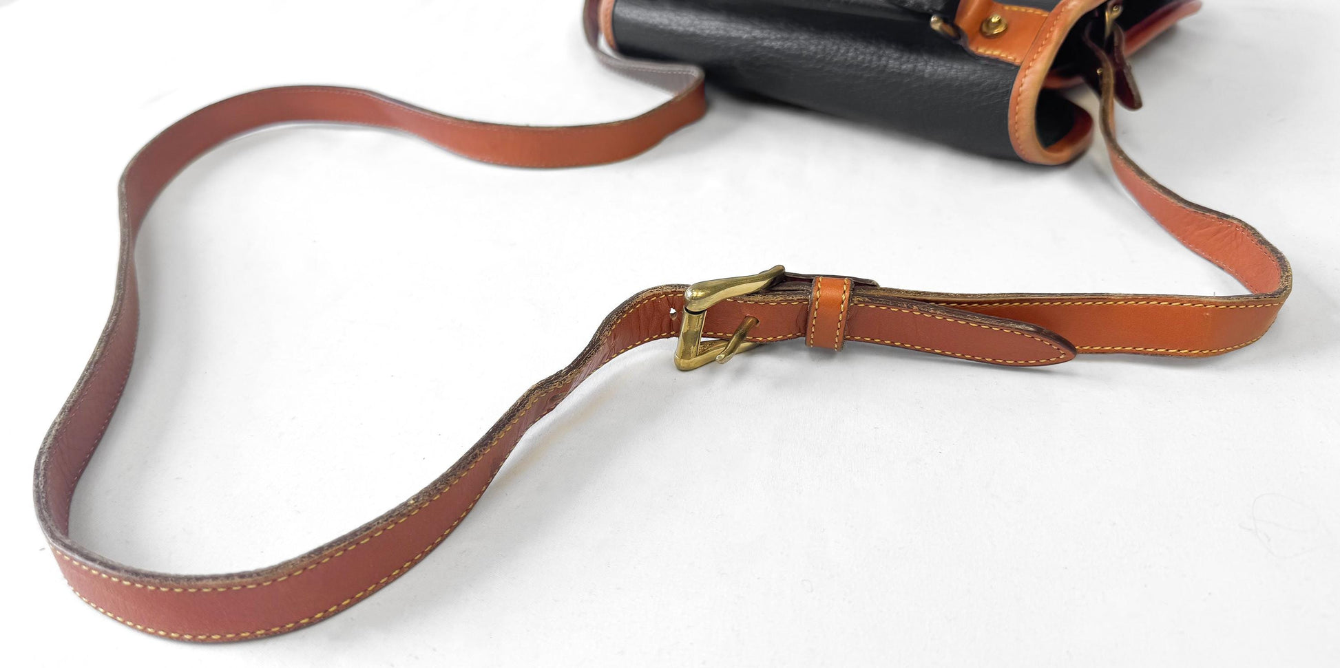 Vintage 90s Dooney and Bourke Surrey All Weather Leather Black Crossbody Bag