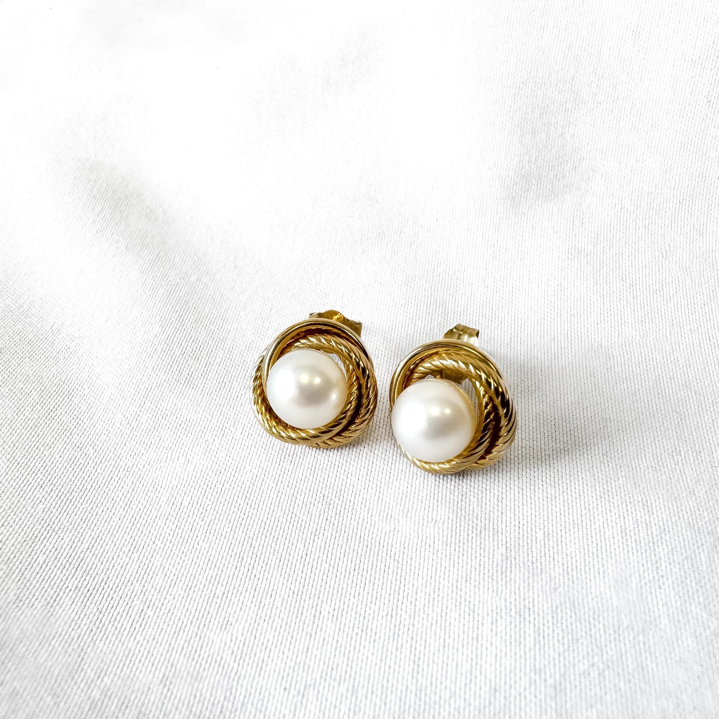 10K Yellow Gold Round Knotted Pearl Stud Earrings, Simple Elegant Minimalist Bridal Style Earrings