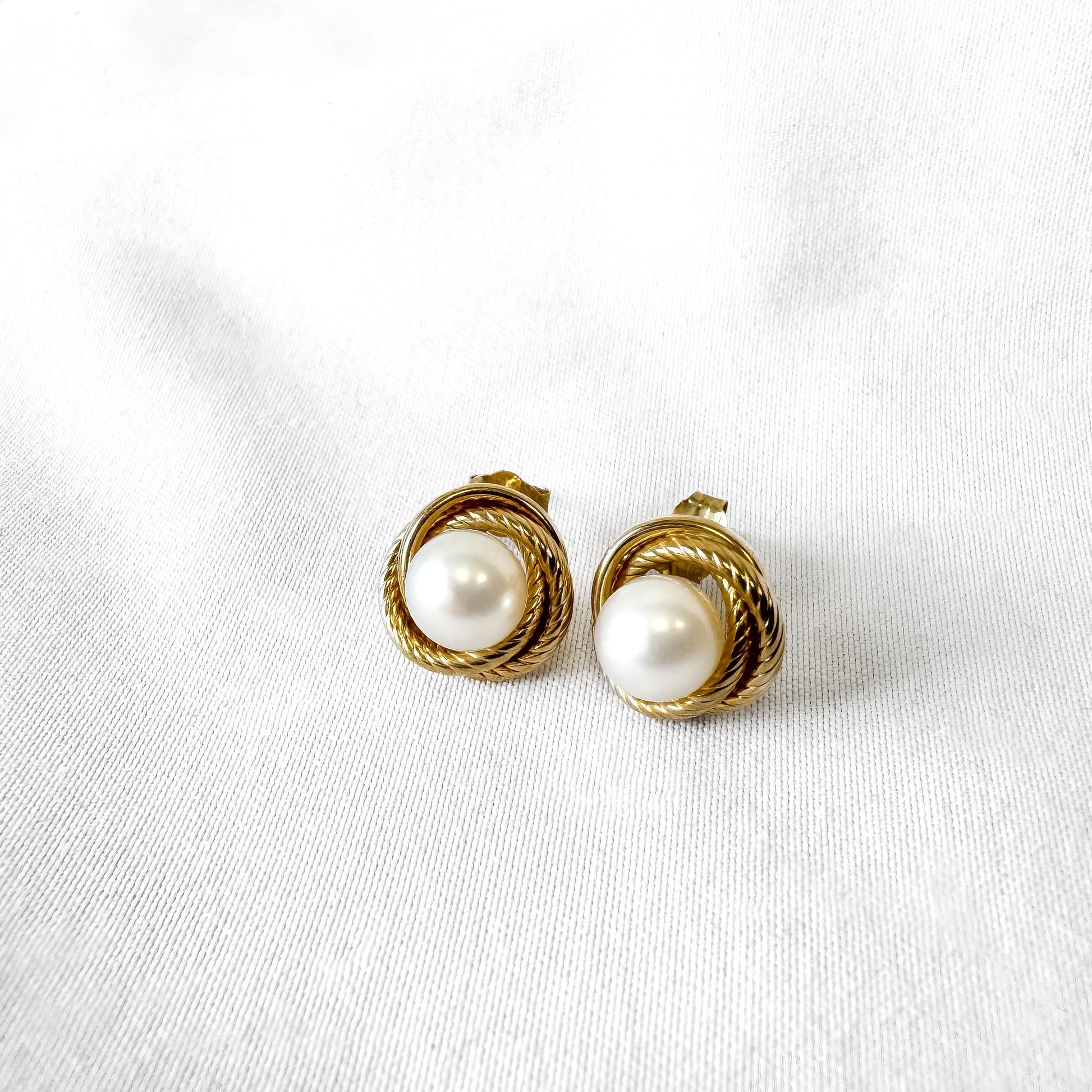 10K Yellow Gold Round Knotted Pearl Stud Earrings, Simple Elegant Minimalist Bridal Style Earrings