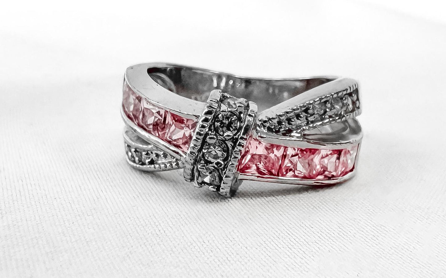 10K White Gold Diamond Pink Tanzanite Criss Cross Ribbon Style Band Ring, Sz. 6