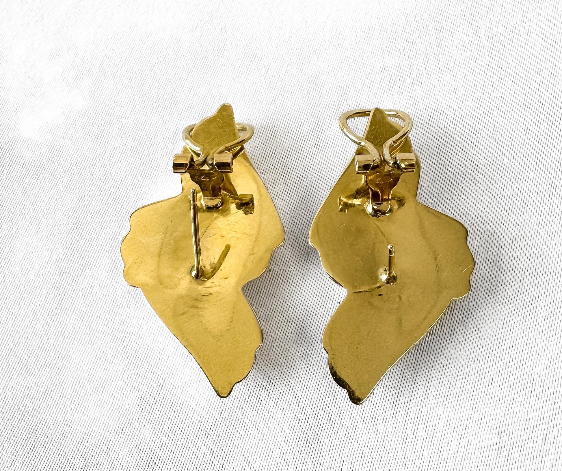 Vintage 14K Yellow Gold Knotted Twisted Rhombus Abstract Hollow Omega Back Stud Earrings, Bold Unique Statement Minimalist Earrings
