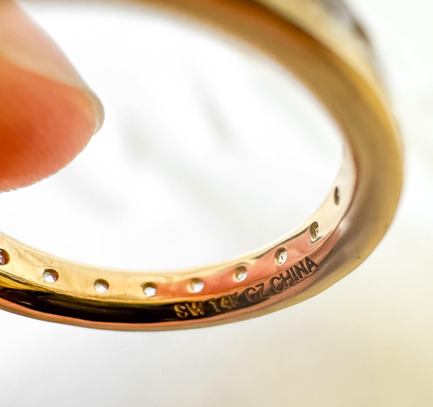 14K Yellow Gold Cubic Zirconia Round Stone Band Ring, Sz. 6/6.25, Simple Everyday Minimalist Stackable Ring