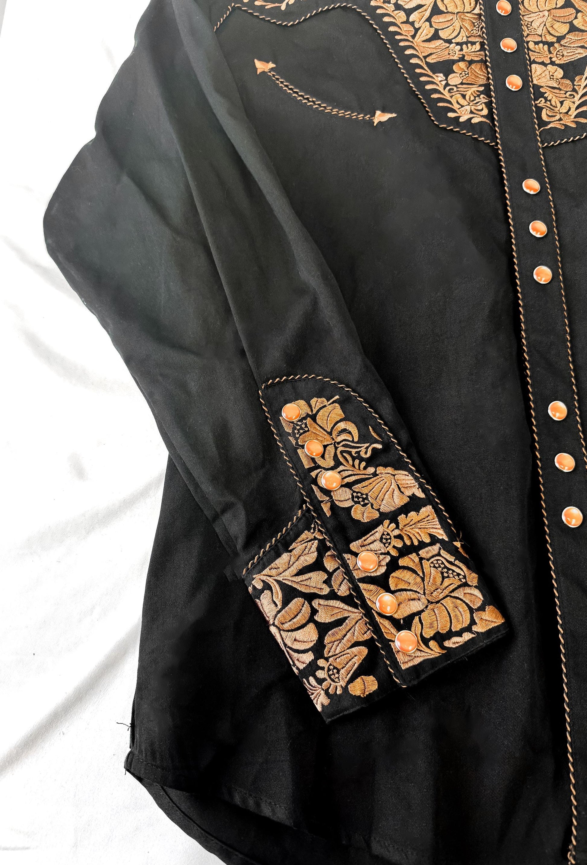 Vintage Style Scully Gunfighter Black Copper Floral Embroidered Button Down Oxford Shirt, Men's Sz. M