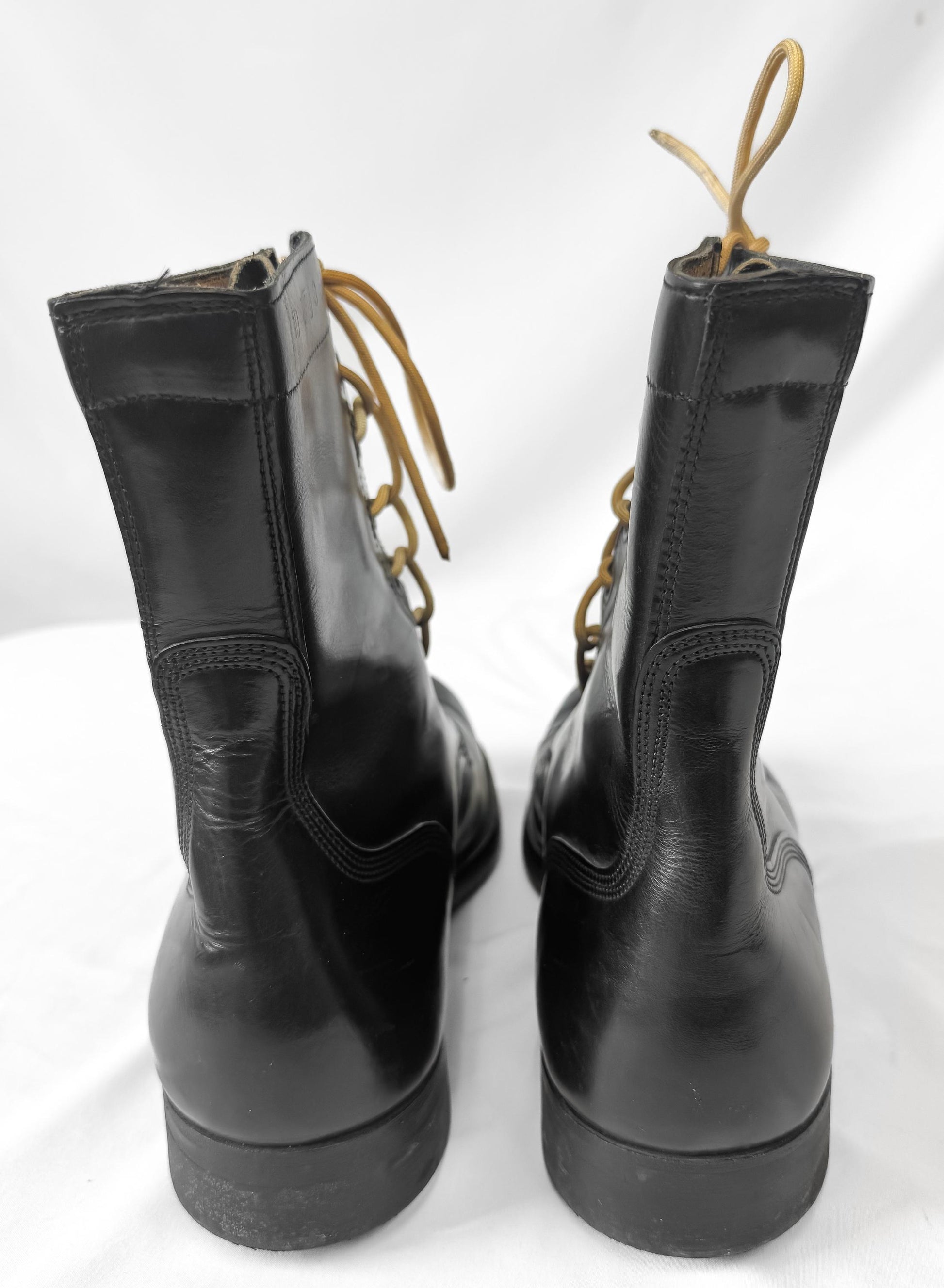 Vintage 1965 Endicott Johnson Mcnamara Vietnam War Era Black Military Style Leather Combat Boots, Vintage Sz. 10 W