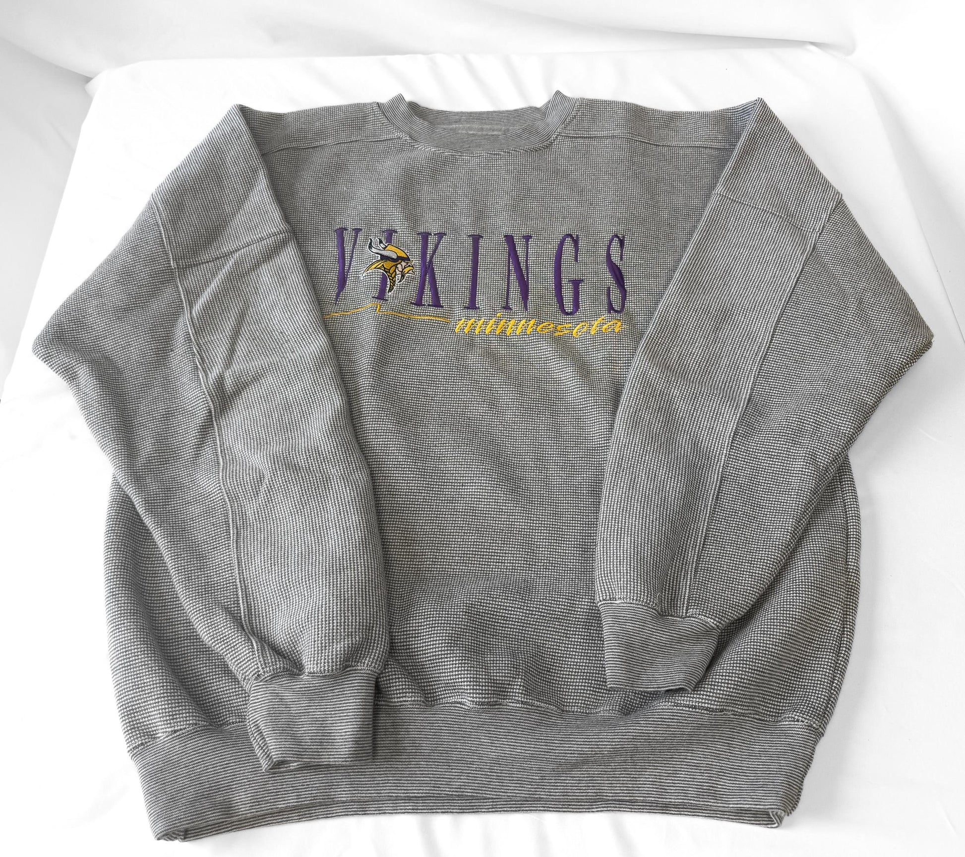 Vintage 90s Minnesota Vikings Gray Embroidered Logo Crewneck Sweater, Men's Sz. L, Vintage NFL Football Apparel