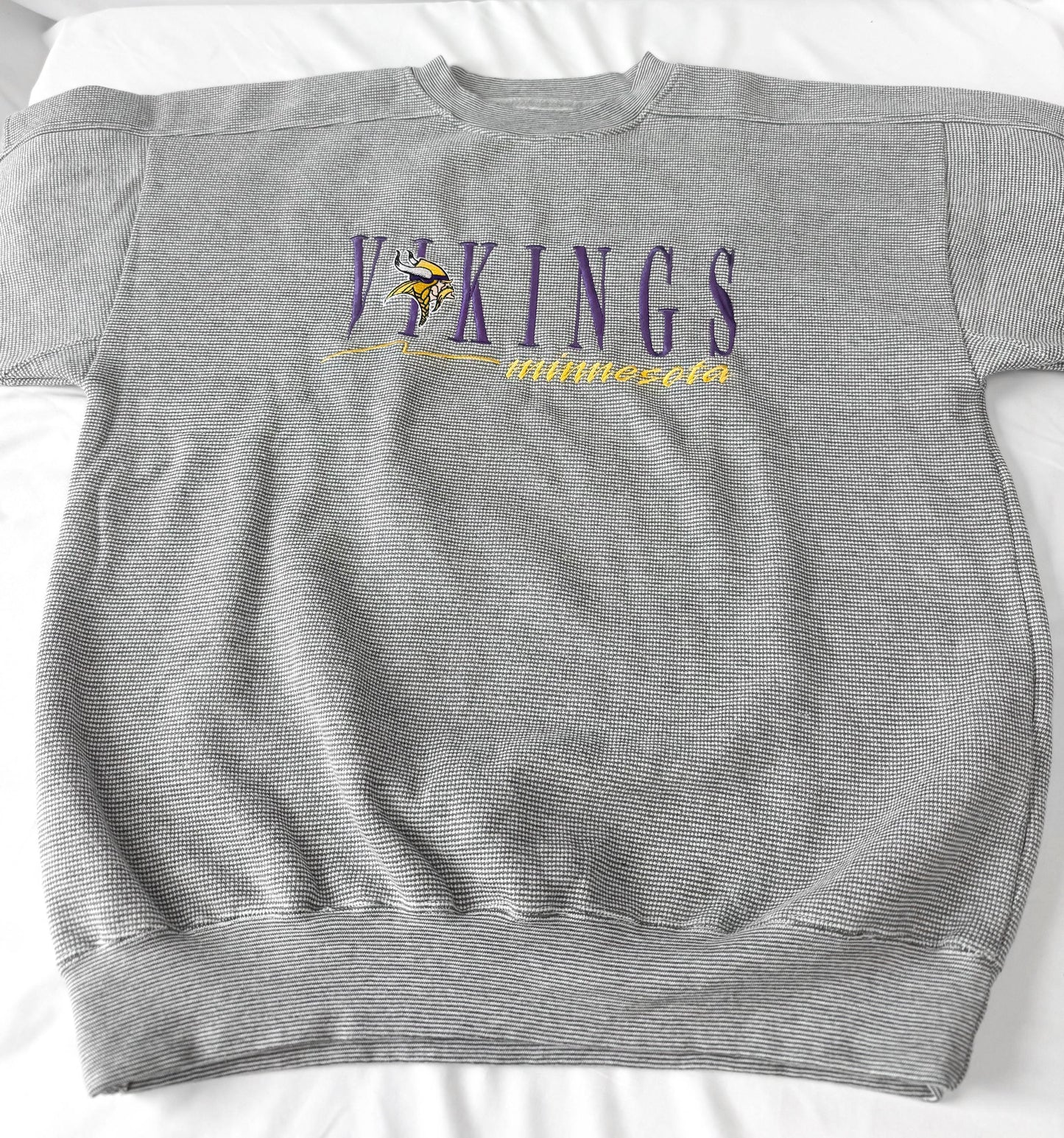 Vintage 90s Minnesota Vikings Gray Embroidered Logo Crewneck Sweater, Men's Sz. L, Vintage NFL Football Apparel