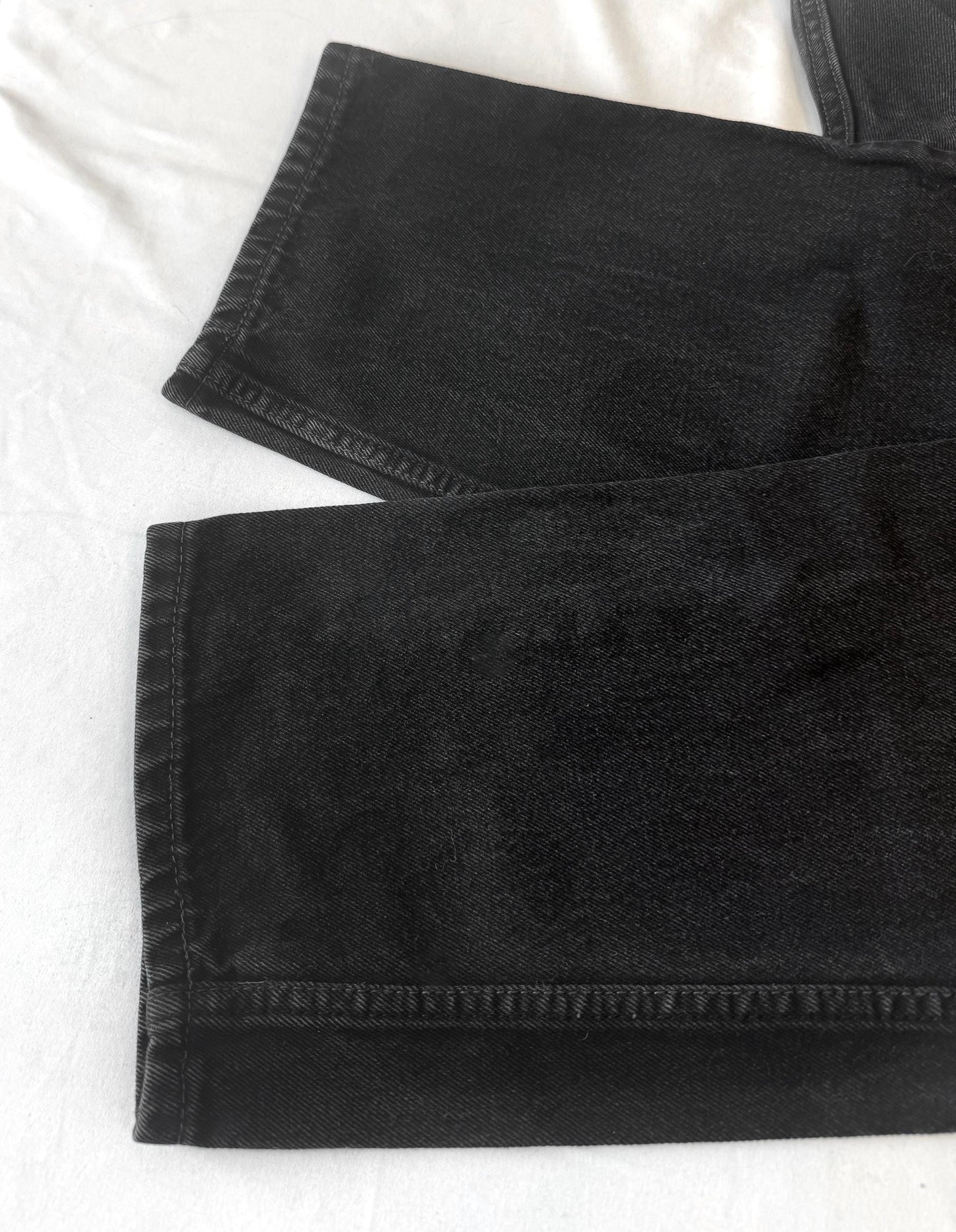Vintage Levis 550 Black Relaxed Fit Straight Leg Unisex Jeans, Sz. 29" x 31"
