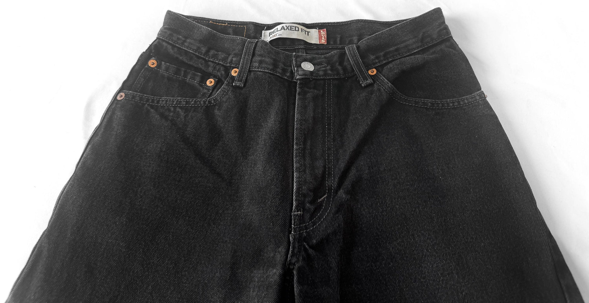 Vintage Levis 550 Black Relaxed Fit Straight Leg Unisex Jeans, Sz. 29" x 31"