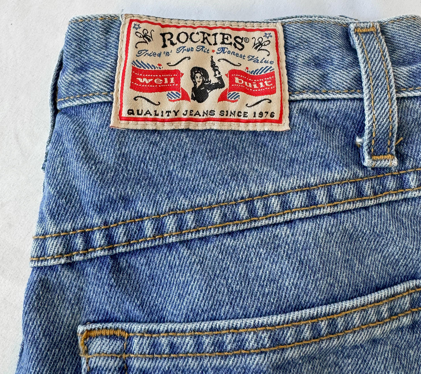 Vintage Rockies Medium Wash Mid Rise Tapered Mom Jeans, Sz. 28" x 34", Vintage Western Jeans